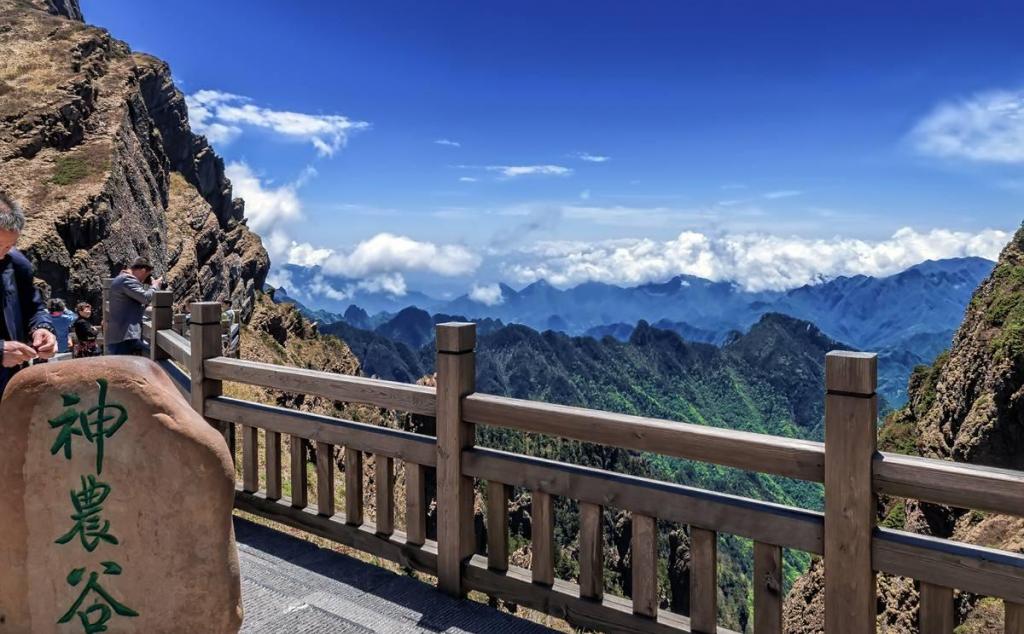 濟(jì)南出發(fā)湖北7日自駕游：?jiǎn)柕牢洚?dāng)山-探秘神農(nóng)架7日休閑自駕游