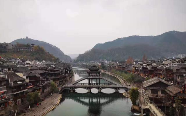 成都出發(fā)湘西6日自駕：酉陽桃花源-鳳凰古城-芙蓉古鎮(zhèn)6日自駕