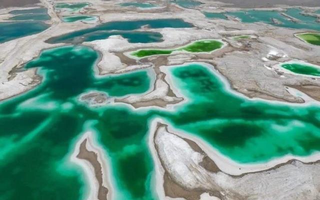 全國出陜甘青11日自駕游：額濟納胡楊林-敦煌莫高窟-青海火星營地-地魔之眼-水上雅丹11日自駕游